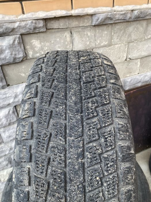 275.60.р17 всесезонка