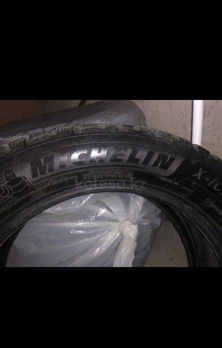 Зимние шипованные