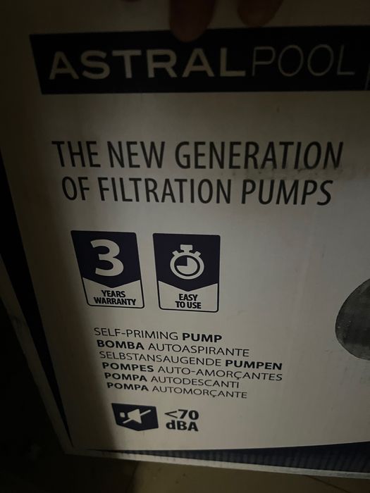Продавам помпа за басейн ASTRAL POOL ,ползвана е само един летен сезон