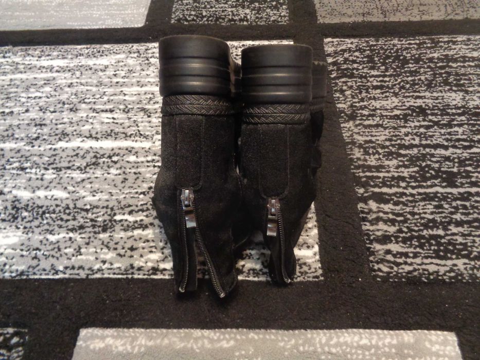 Vand sandale cu platforma 1.