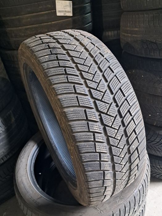 Anvelope second iarna 245 45 R20 Vredestein