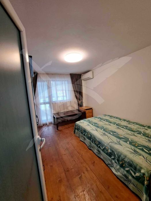 Дава се под наем Тристаен апартамент в Варна, Цветен квартал - 70 кв.м за 650 € - Снимка #4