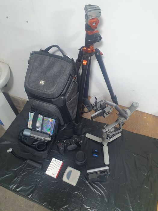 Sony a6700 videograf uchun komplekt