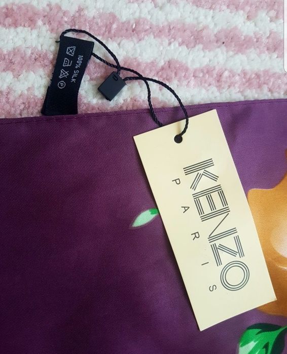Esarfa noua Kenzo