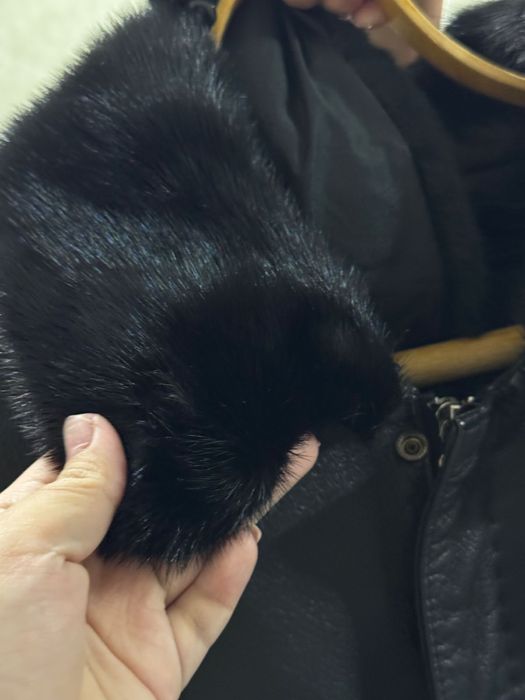 Мужская зимняя дубленка