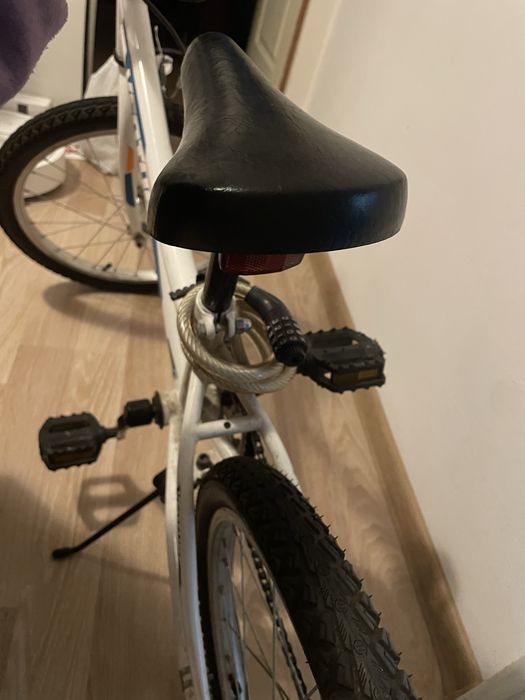 Bicicletă pentru copii Venture 2011 de 20 de inch