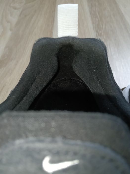 Adidași Nike Air Max React mărimea 47,5
