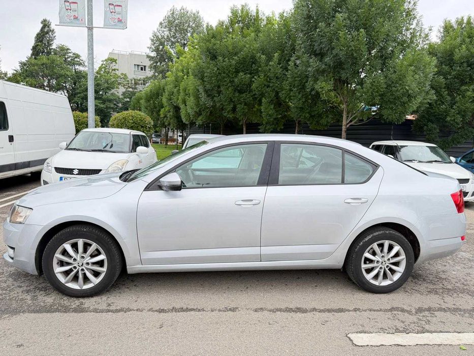SKODA Octavia 2015 — imagine 3