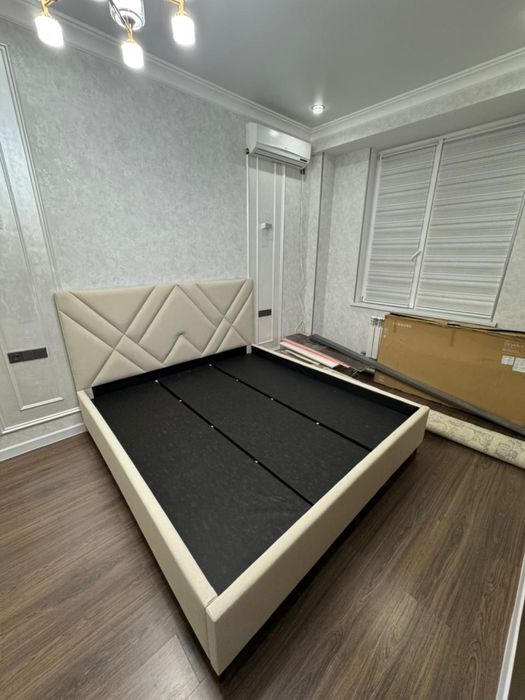 Спальный кровать