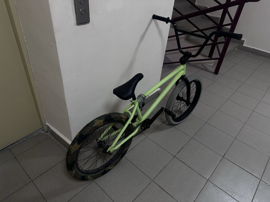 Продам BMX велик