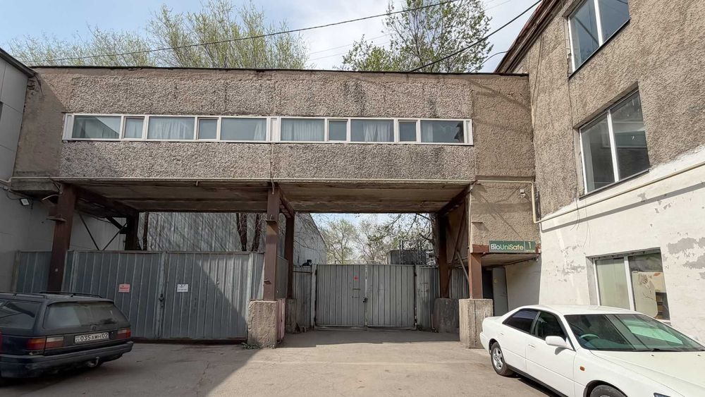 Продаётся коммерческое здание — 911 м²