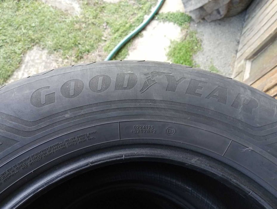 Летни гуми Goodyear EfficientGrip 2 265/65/17