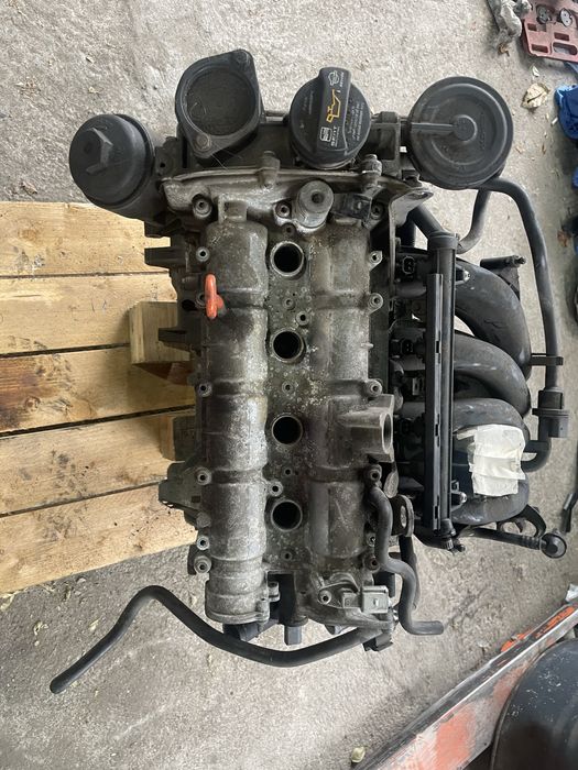 Двигател 1.6 fsi 116 skoda/audi/vw/seat