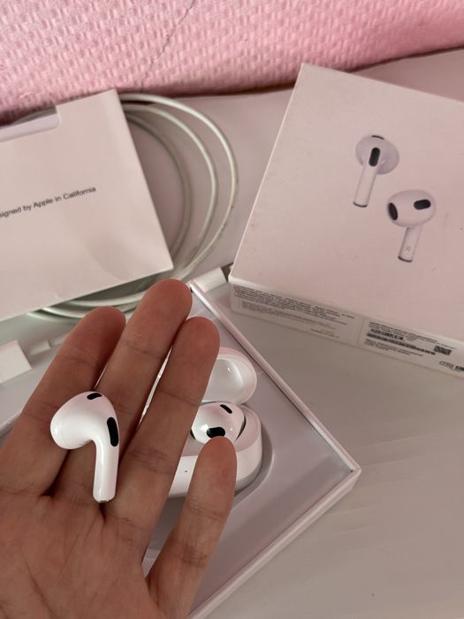 Airpods apple 3 seria продам!!