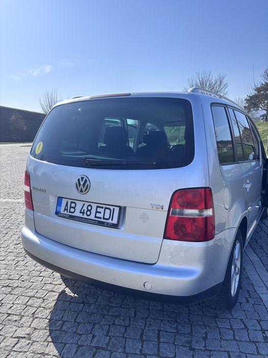 VOLKSWAGEN Touran 2004 — imagine 4
