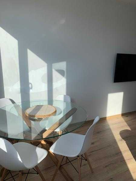 Чудесен двустаен апартамент под наем в Сарафово