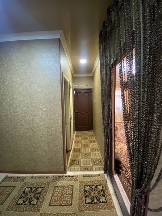 Квартира сотилади 10 мкрн, срочно!