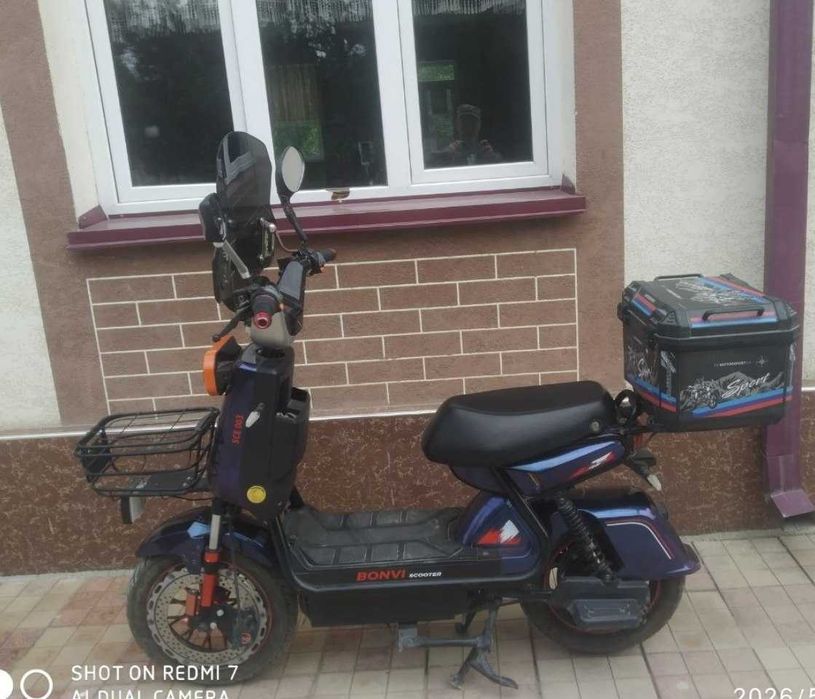 Bonvi 6 talik skuter
