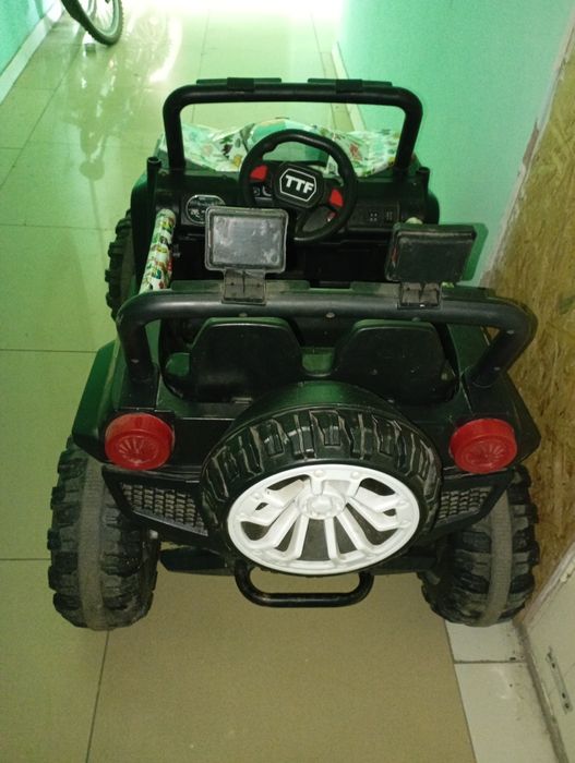 Машинка ДЖИП 4х4
