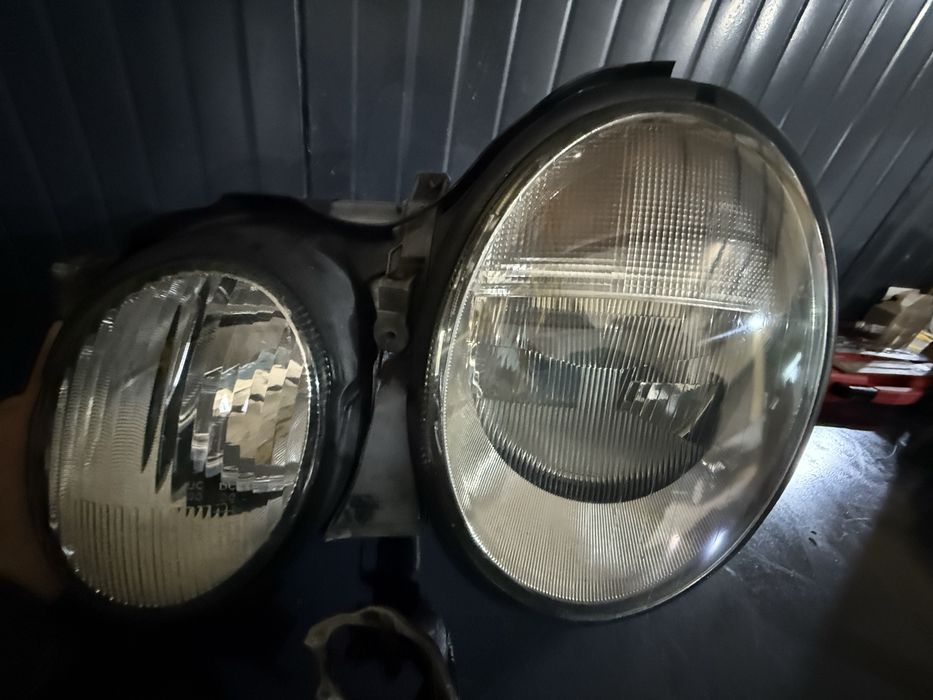 Ляв Фар за Mercedes CLK w208 xenon