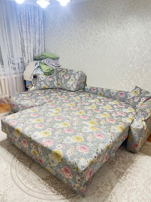 Диван для гостиной