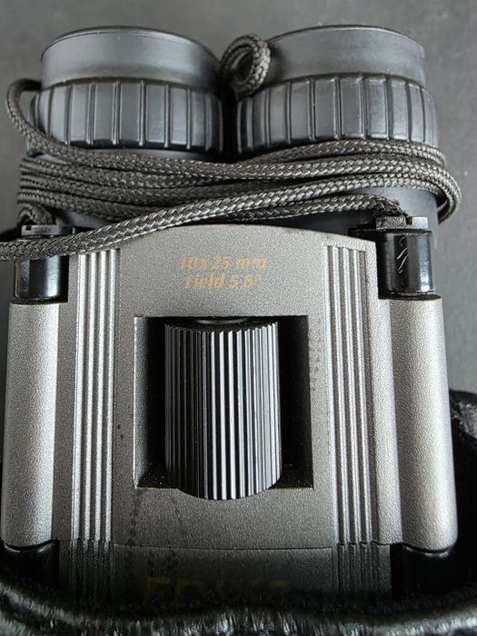 Binoclu 10x25...