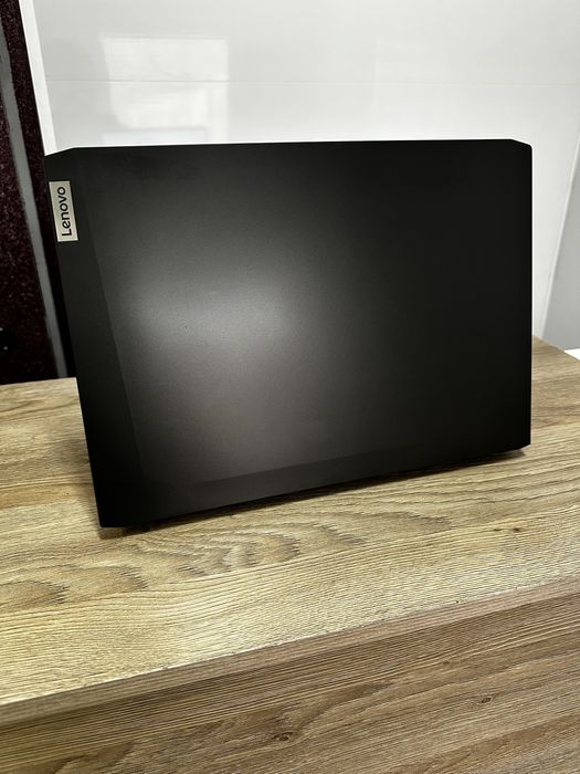 Игровой ноутбук Lenovo Gaming