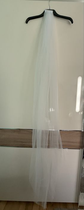 Дълъг сватбен воал