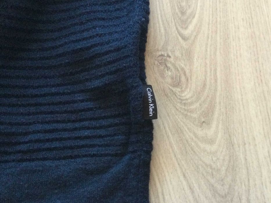 НОВ оригинален тъмно син памучен пуловер CALVIN KLEIN размер L от САЩ