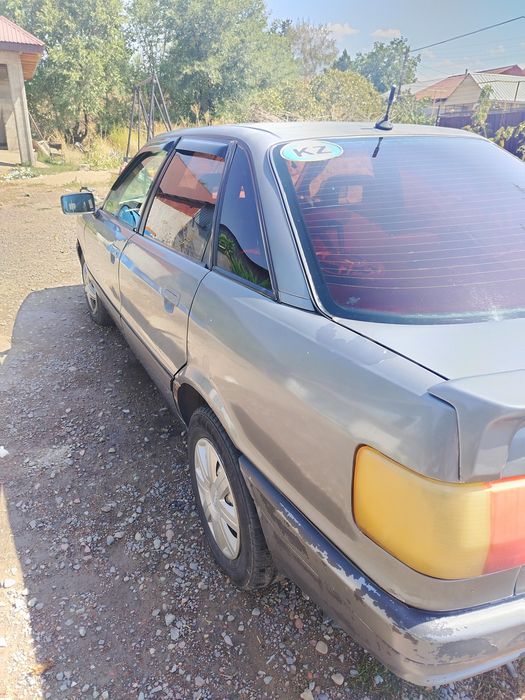 Ауди80 б3 автомат