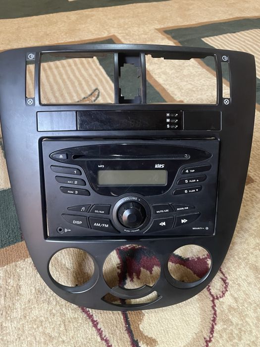 Magnitafon va ramkasi bilan +soati