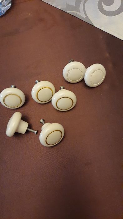 Ручки для мебели