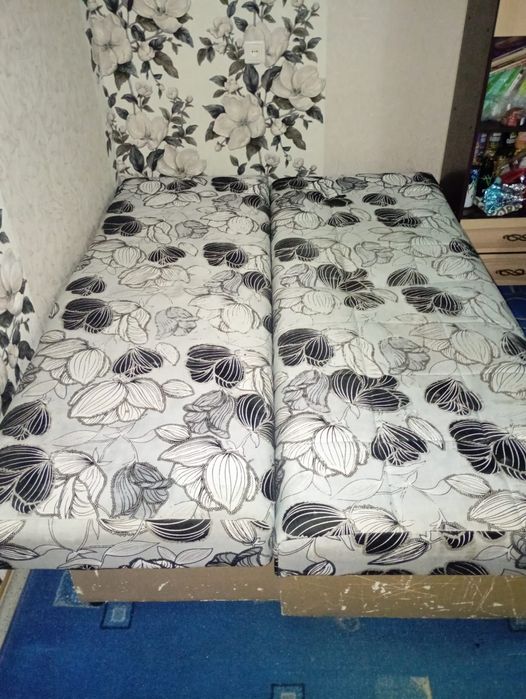 Отдам бесплатно диван