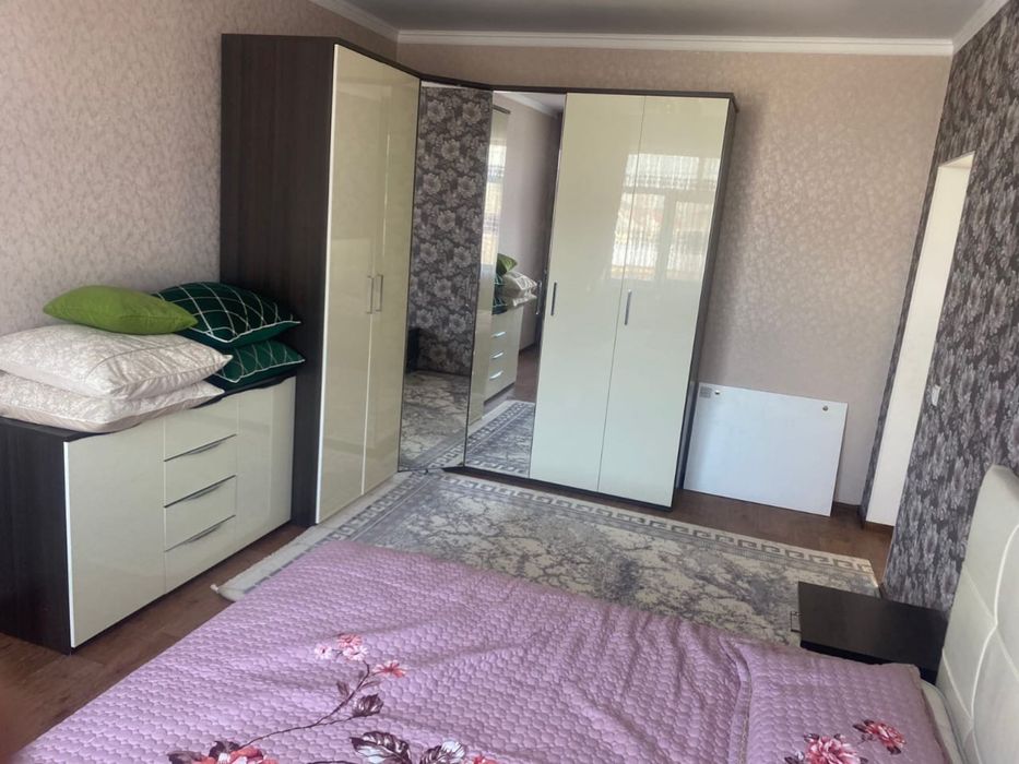 Спальные гарнитуры