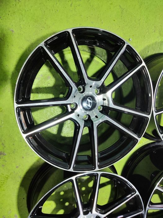 18 5x114.3 Hyundai Kia лети джанти 5х114.3 Хюндай Киа