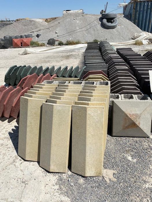 Шлакоблок, козырек, тумбы, восмиугольники