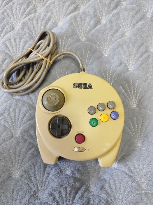 Sega Saturn controller