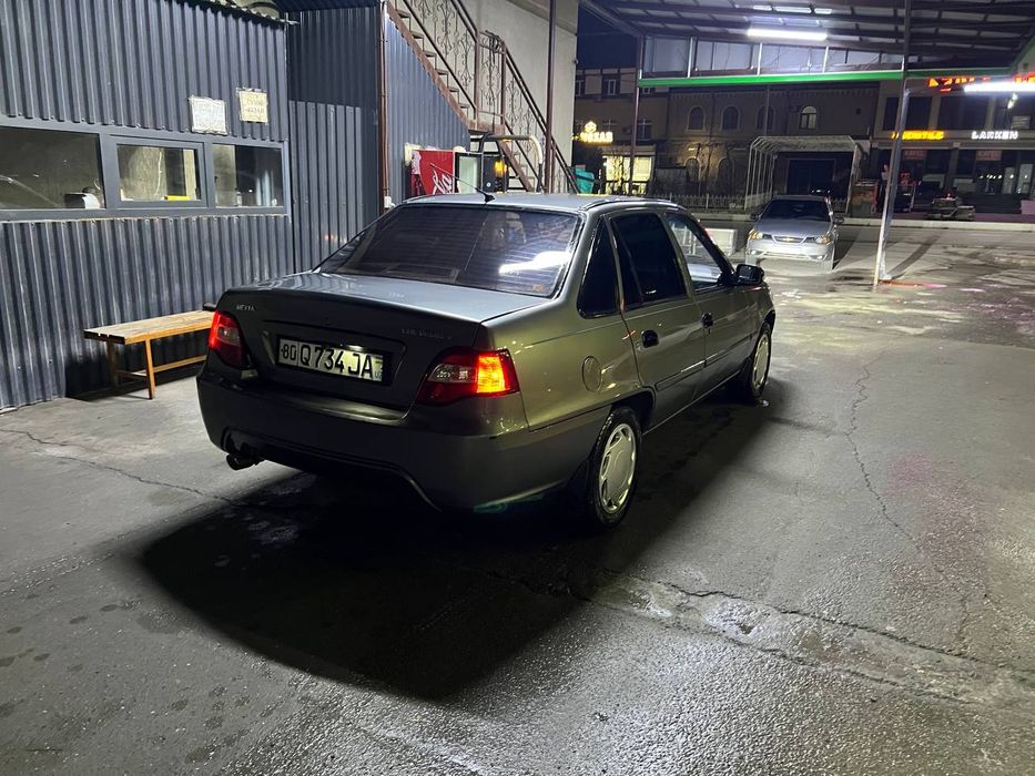 Neksiya 2015 yil bitta eshigida karaskasi bor