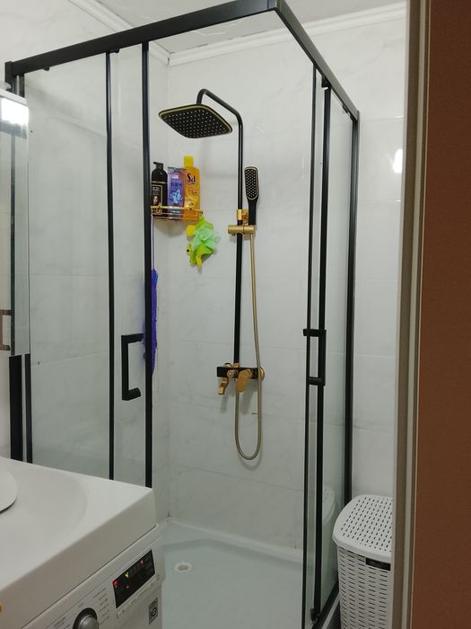 Продам Дущевая кабина 90*90