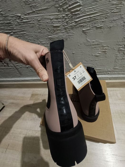 Боти бледо/розови 37