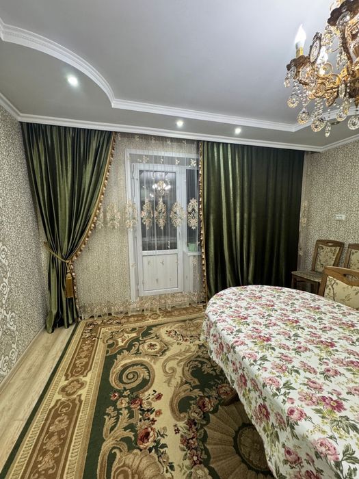 Продам шторы в зал