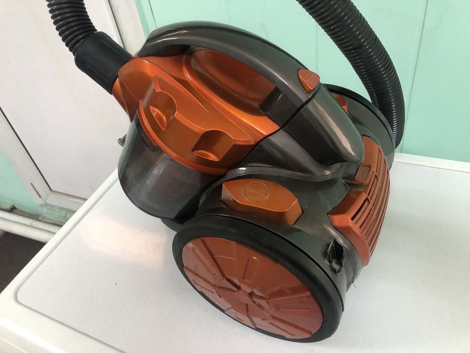 Гарантия!!! Пылесос продам