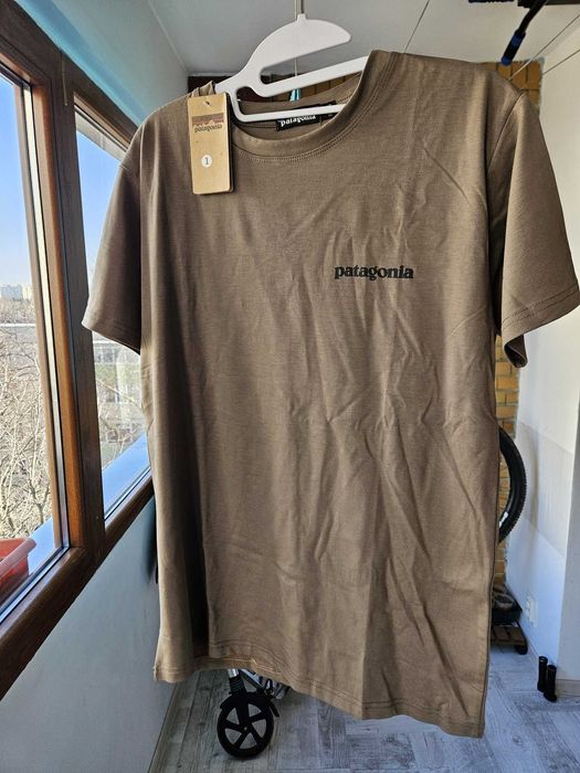 Vand tricou Patagonia nou