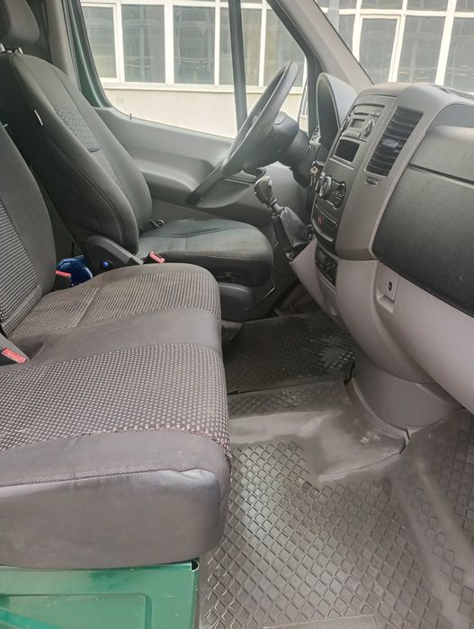 Mercedes     Sprinter  318