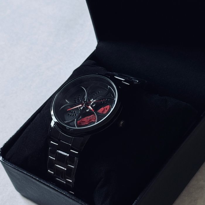 Часы чёрные гоночные