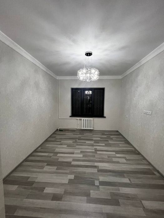 Kvartira sotiladi. Ibnsino 1. 1- qavat.