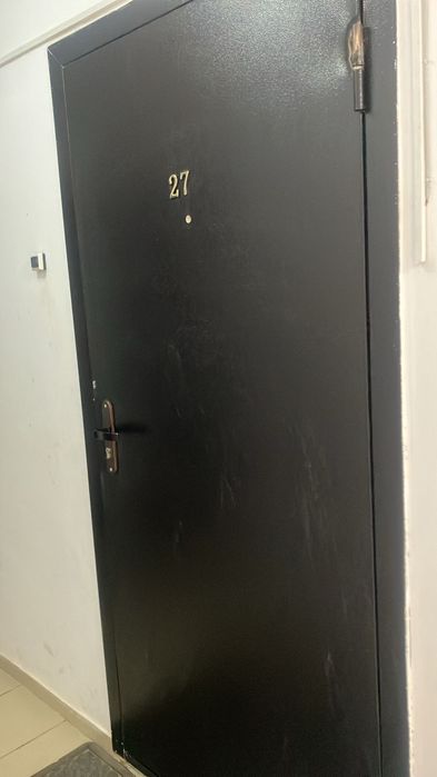 Б/у есік сатамын