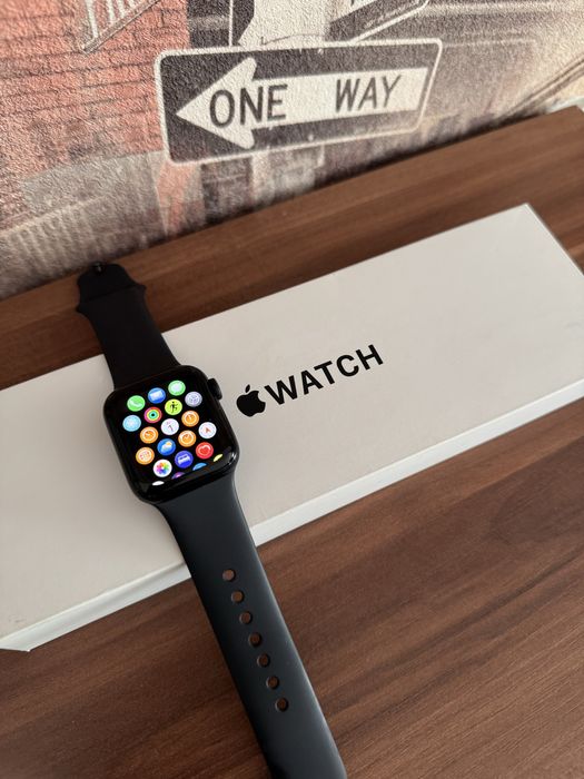 Apple Watch SE [2024]