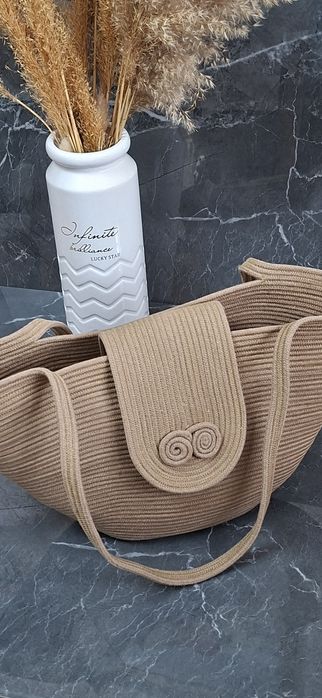 Продам сумочку-ручной работы.