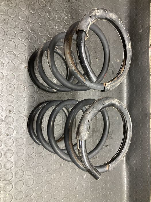 Задни прижини за тойота рав4/toyota rav4 00г-05г